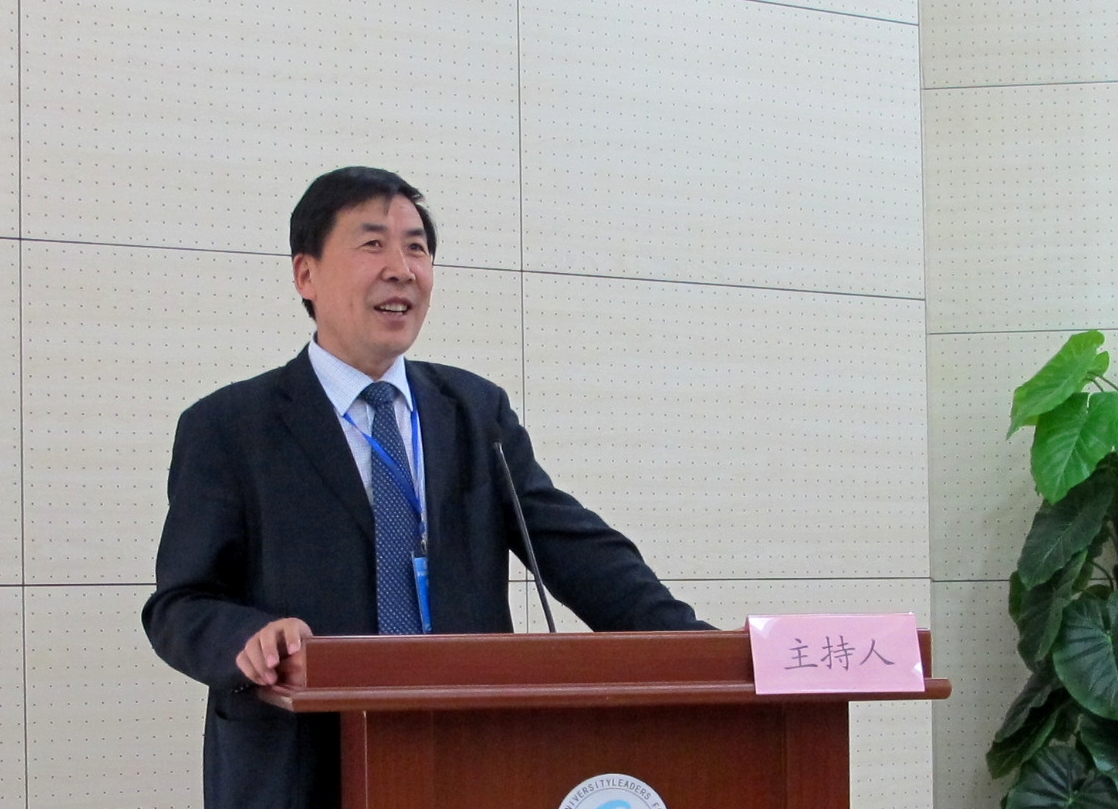 院长陈建国参加第六届高校管理者论坛